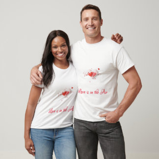 Het hartontwerp van de romantische Valentijnse T-shirt