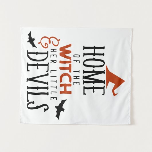 Het huis van de heks en haar kleine duivels wandkleed (Voorkant (horizontaal))