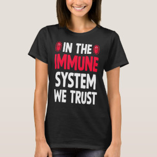 Het immuunsysteem gezonde persoon met een sterke i t-shirt