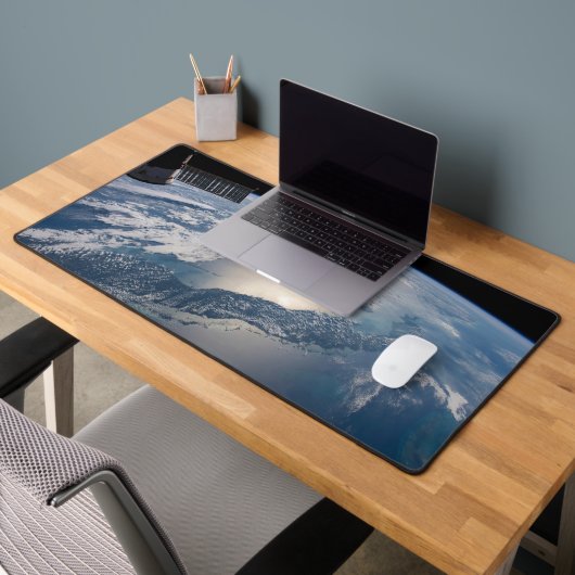 Het internationale ruimtestation boven de Atlantis Bureaumat (Kantoor 2)