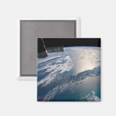 Het internationale ruimtestation boven de Atlantis Magneet (Voorkant / Achterkant)