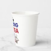 Het invullen van de thee sinds 1773, patriottisch, papieren bekers (Links)