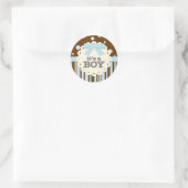 Het is een Boy All in Blue Stitches & Bow Baby sho Ronde Sticker (Tas)