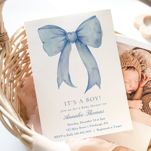 Het is een Boy Blue Bow Baby shower Kaart