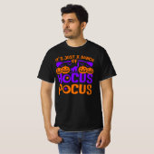 Het is een bundel Hocus Pocus Halloween T-Shirt (Voorkant volledig)
