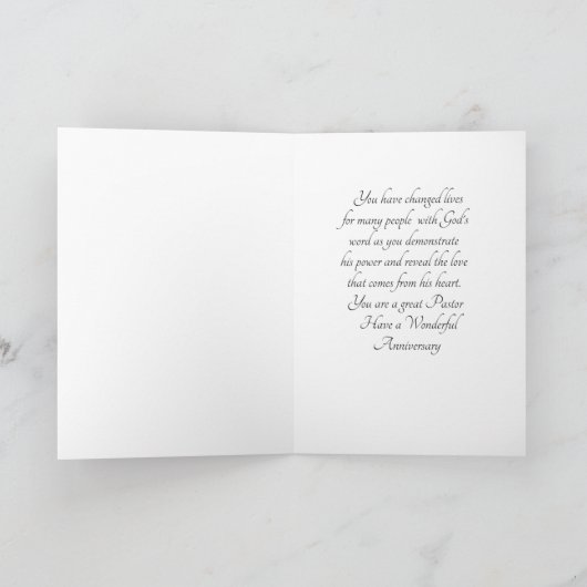 Het is een Celebration Pastor Kaart (Binnen)