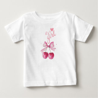 Het is een Cherry Baby T-shirt