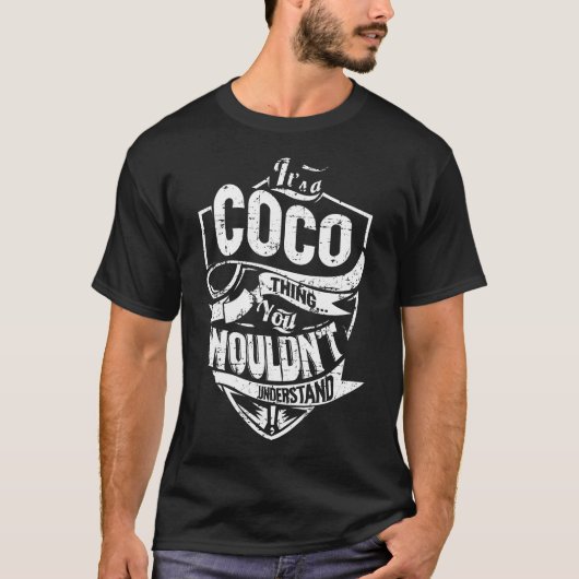 Het is een COCO-ding T-shirt (Voorkant)