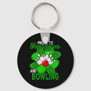 Het is een combinatie van Shenanigans en Bowling S Sleutelhanger