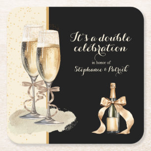 Het is een dubbel feest met gouden champagne vierkante kartonnen onderzetter