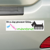 Het is een hondenkruiper... Je zou het niet begrij Bumpersticker (Op auto)