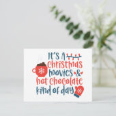Het is een kerstfilms en warme chocolademelk dag k feestdagenkaart (Staand voorkant)