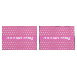 Het is een meisje ding roze heldere polka stippen  kussensloop