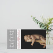 Het is een meisje... onze kostbare kleine parel aankondiging (Staand voorkant)