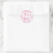 Het is een meisje - swirly ronde sticker (Tas)