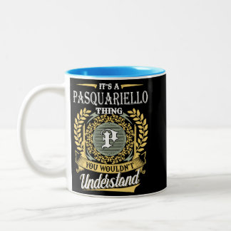 Het is een Pasquariello-ding dat je niet zou begri Tweekleurige Koffiemok