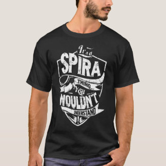 Het is een SPIRA-ding T-shirt