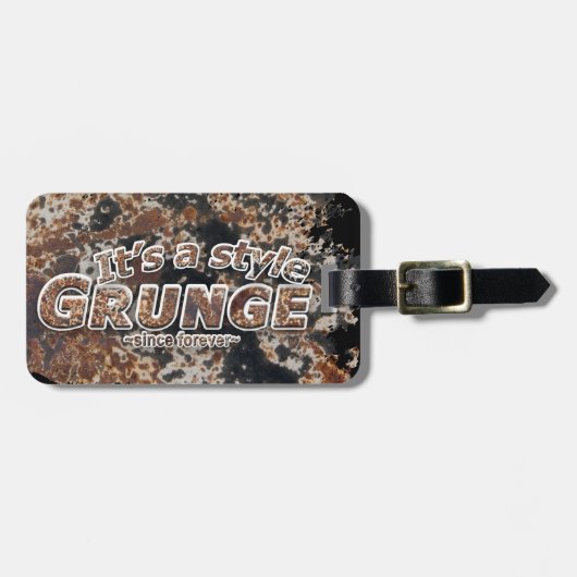 Het is een stijl GRUNGE Rusty Letters Bagagelabel (Voorkant horizontaal)