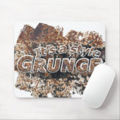 Het is een stijl GRUNGE Rusty Letters Muismat (Met muis)