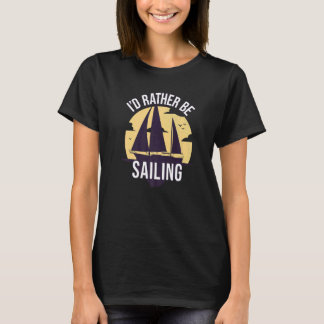 Het is eerder een zeilboot t-shirt