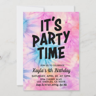 Het is feesttijd Groovy Tie Dye Verjaardag Uitnodi Kaart