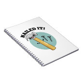 Het Is Gelukt Grappige Hamer Spijkers Woordspeling Notitieboek (Rechterzijde)