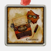 Het is geschreven in het  metalen ornament (Voorkant)