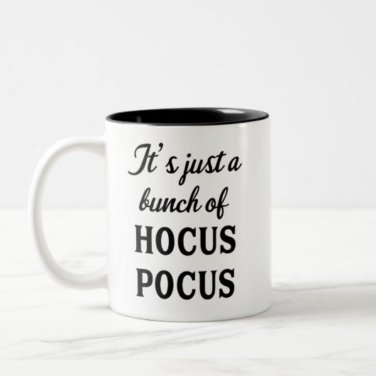 Het is gewoon een bunch van Hocus Pocus Mok (Links)