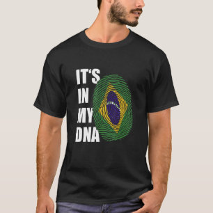 Het is in mijn Braziliaanse DNA Roots Fingerprint  T-shirt