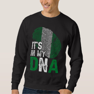 Het is in mijn Nigeriaanse dna-vlag, een vingerafd Trui