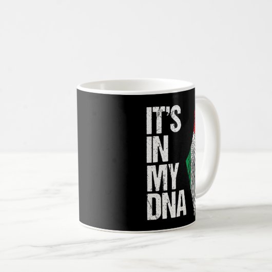 Het is in mijn Palestijnse Dna-vlag en kaart Koffiemok (Voorkant rechts)