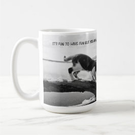 Het is leuk om plezier te hebben koffiemok