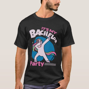 Het is mijn vrijgezellenfeest voor mannen ondeugen t-shirt