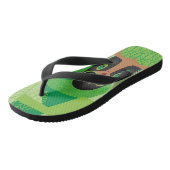 Het is niet gemakkelijk om groene Teenslippers te  (Schuin)