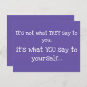 Het is niet wat ze tegen je zeggen Wise Words Briefkaart (Voorkant / Achterkant)