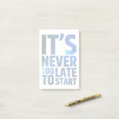 Het is nooit te laat om te beginnen post-it® notes (Op bureau)