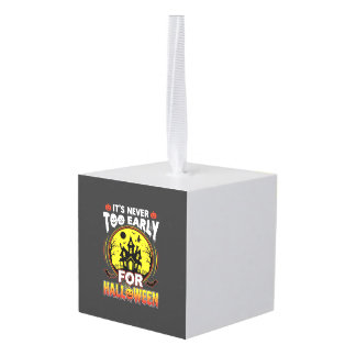 Het is nooit te vroeg voor een Halloween-spookhuis Kubus Ornament