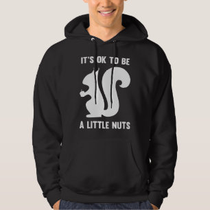 Het is oké om een beetje te zijn. hoodie