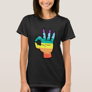 Het is oké om een Gay Pride Rainbow OK ASL Hand Si T-shirt