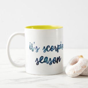 Het is Scorpio Season Zodiac Birthday Waterverf Tweekleurige Koffiemok