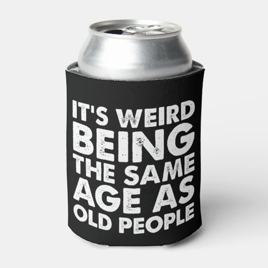 Het is vreemd dat het dezelfde leeftijd heeft als blikjeskoeler (Blikje Voorkant)