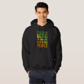 Het is vreemd dat het dezelfde leeftijd heeft als hoodie (Voorkant volledig)