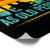 Het is vreemd dat het dezelfde leeftijd heeft als  poster (Hoek)