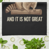 Het is wat het is en het is geen geweldige wasbeer theedoek (Gevouwen)