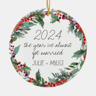 Het jaar waarin we bijna getrouwd waren 2024 Huw Keramisch Ornament