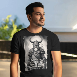 Het kanaliseren van de ontembare Vikinggeest T-shirt