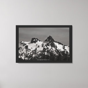 Het kasteel en Pinnacle Canvas Afdruk