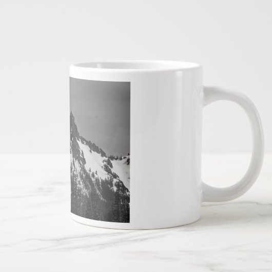 Het kasteel en Pinnacle Extra Grote Beker (Rechts)