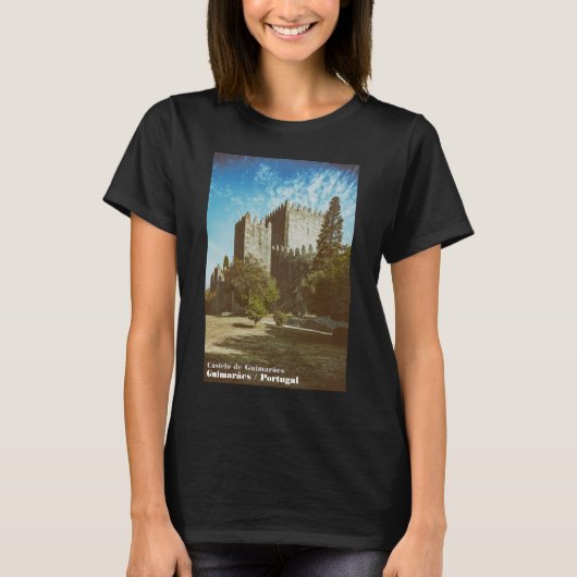 Het kasteel van Guimaraes. T-shirt (Voorkant)