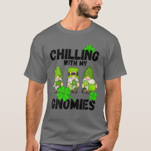 Het koelen met mijn gnomen St Patrick's Day Irish T-shirt